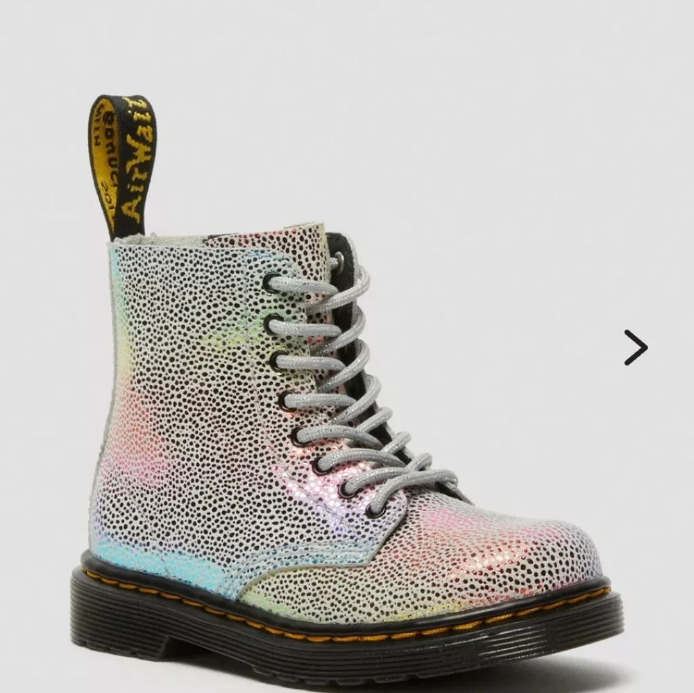 🩷💜Dr. Martens Zip Boots‎ Size 8 Pascal T 🩵💛